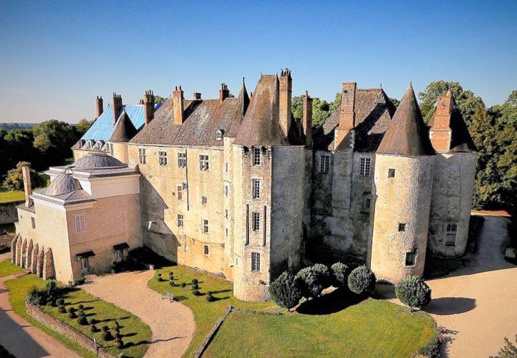 Gite De La Tour De Loire - 65 M2 Au Pied D'Une Tour De Gue Du 17Eme Siecle Mer Екстер'єр фото